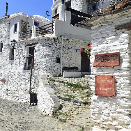 La Casa De La Bombilla Verde Trevélez Екстериор снимка