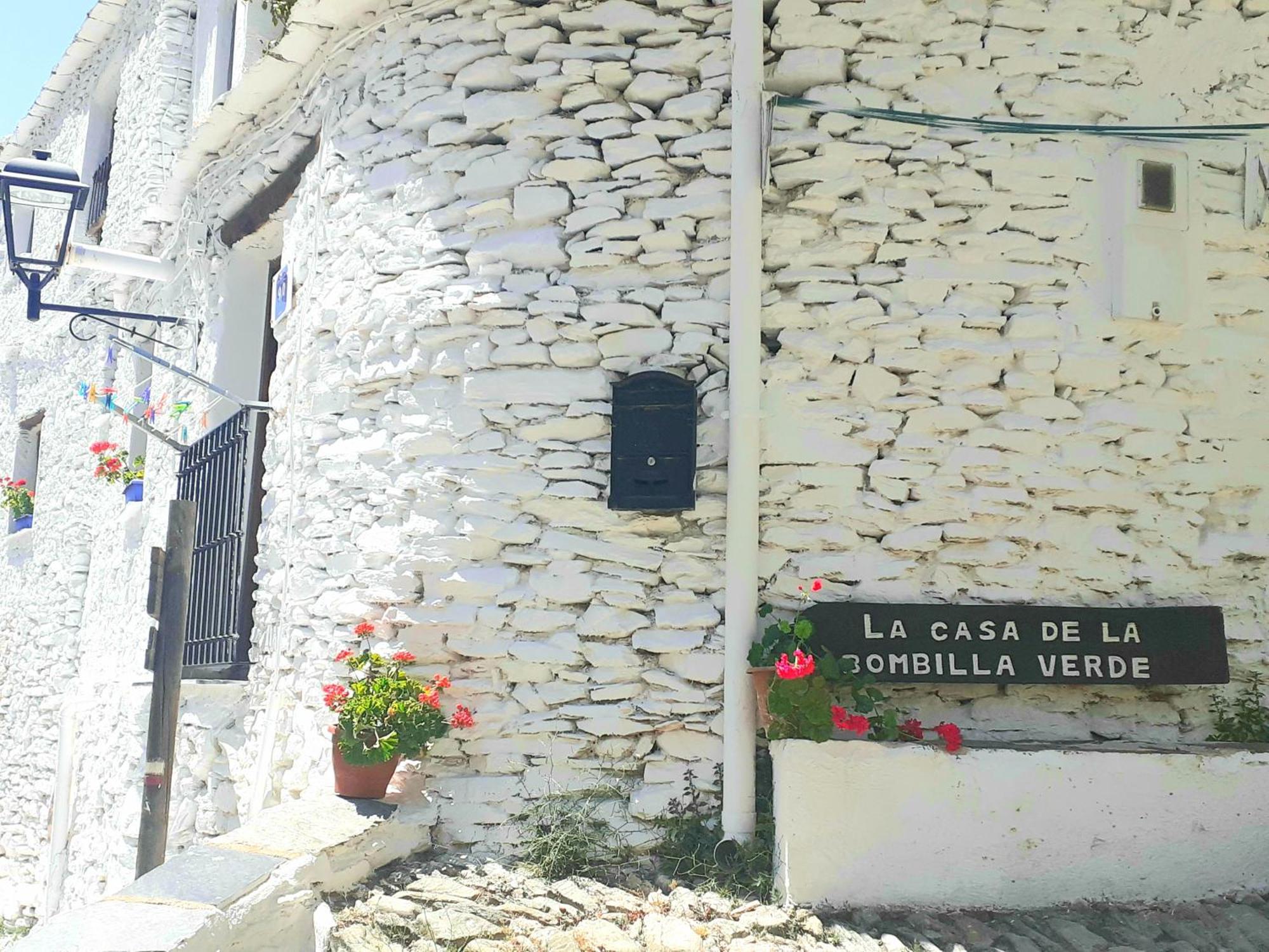 La Casa De La Bombilla Verde Trevélez Екстериор снимка