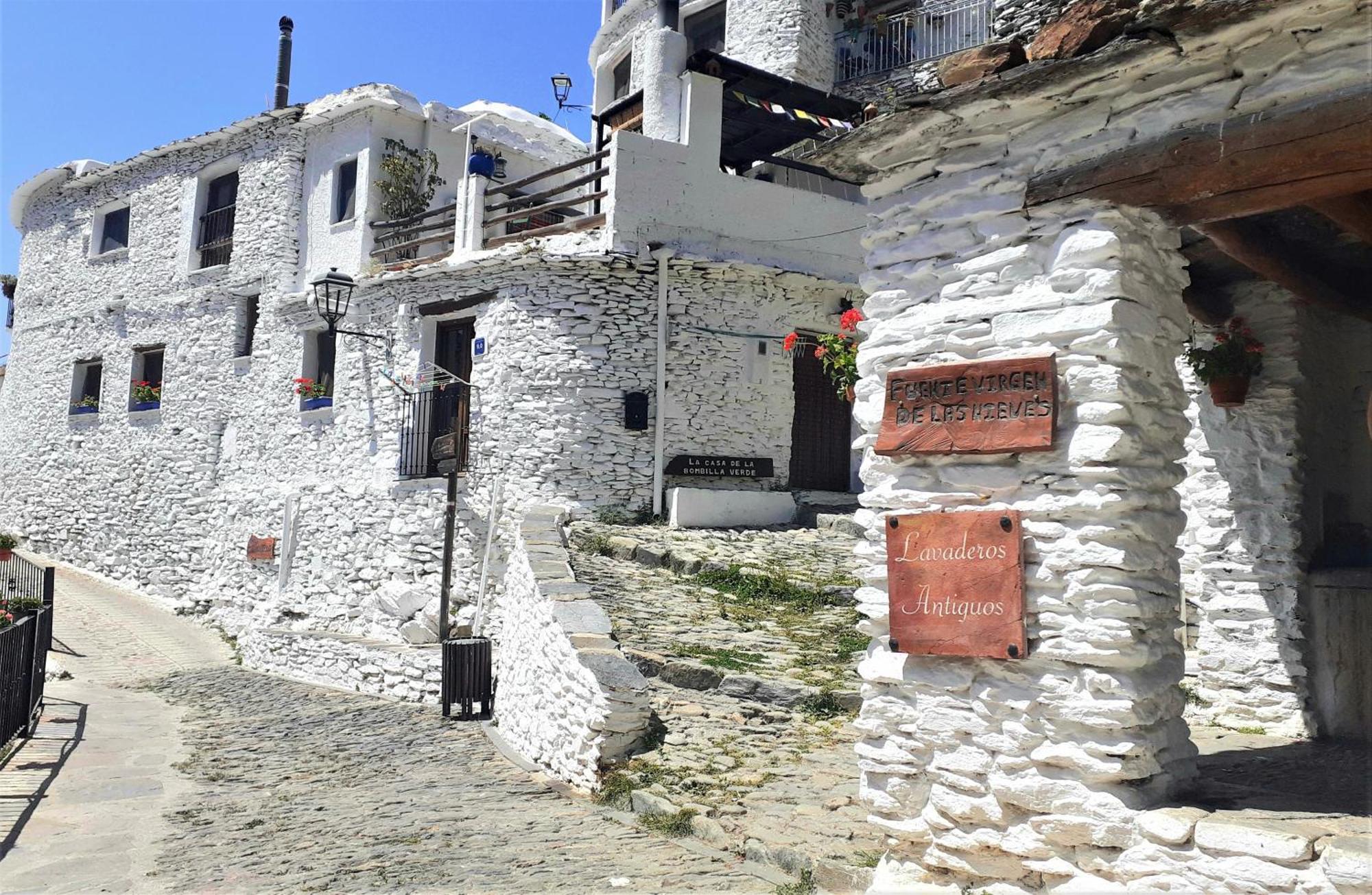 La Casa De La Bombilla Verde Trevélez Екстериор снимка