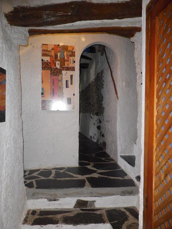 La Casa De La Bombilla Verde Trevélez Стая снимка